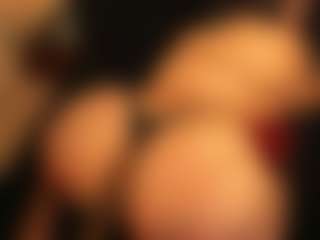 Live cam show with RhondaVines - Strip Brown Hair on liverealitysex.com