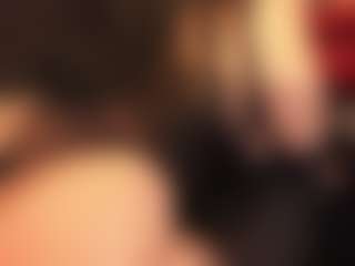 Live cam show with RhondaVines - Lovense on Hubzter Live