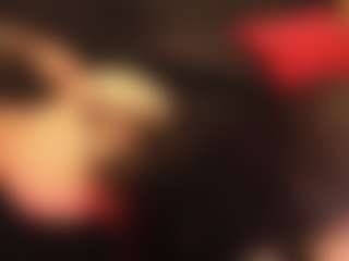 Live cam show with RhondaVines - Squirt on Camsoda