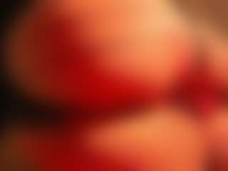Show in cam erotica live di RhondaVines