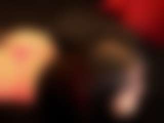 Live cam show with RhondaVines - Squirt on CamwithHer