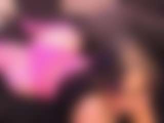 Live cam show with RhondaVines - Sexy on Camsoda