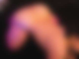Live cam show with RhondaVines - Lush Brown Hair on madthumbs