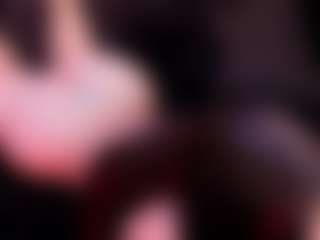 Live cam show with RhondaVines - Lush on madthumbs