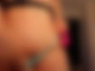 RhondaVines's Live Sex Cam Show