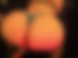 Live cam show with RhondaVines - Cum on Camsoda