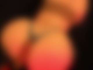 Live cam show with RhondaVines - Dildo Brown Hair on Camsoda