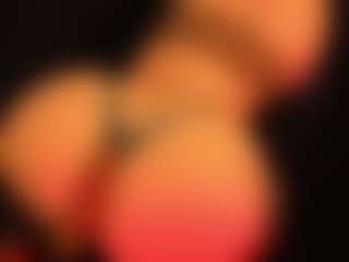 Live cam show with RhondaVines - Brown Hair on Livezox