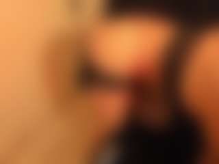 RhondaVines's Live Sex Cam Show