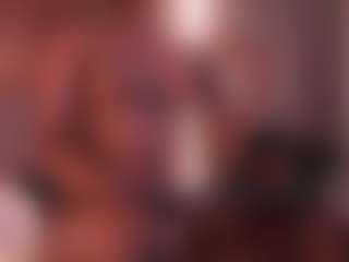 Live cam show with AriaFoster - Shaved Pussy on livesuperchat.net