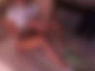 Live cam show with AriaFoster - Black Dildo on SpunkLive