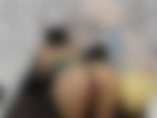 Live cam show with celestesouzalatin - Heels on boobsie.com