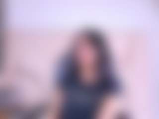 Live cam show with Salma - Sensual on Fling VIP Chat