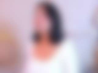 Live cam show with Salma - Seduction on CamClone