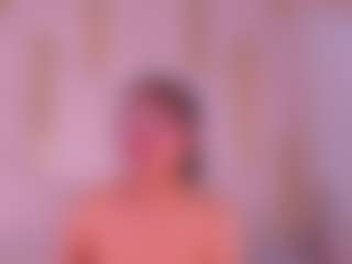 Live cam show with Salma - Interactivetoy Teen (18+) on googirlz