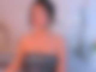 Live cam show with Salma - Sexydance on slutload