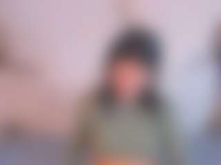 Live cam show with Salma - Fuck Machine on madthumbs