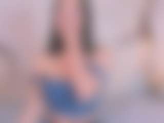 Live cam show with Salma - Interactivetoy on Camsoda.co