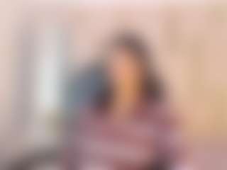 Live-camshow met Salma - Interactivetoy Teen (18+) op Camsoda