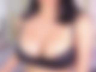 Show live cam dengan Salma - Interactivetoy Teen (18+) di Camsoda