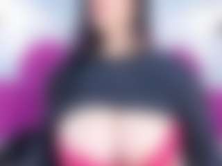 Live cam show with AmbberMoon - Spy MILF on Camsoda