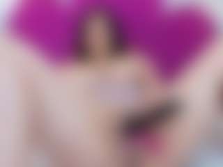 Live cam show with AmbberMoon - Spanish MILF on 1on1-livenow | colombia