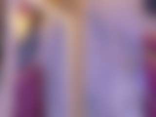 Live cam show with DonnaBeella - MILF on chickslive.net