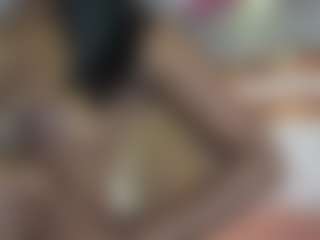 DonnaBeella's Live Sex Cam Show