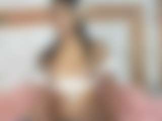 DonnaBeella's Live Sex Cam Show