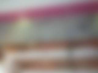 Live cam show with DonnaBeella - Middle Aged on Cam Slut