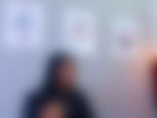 Live cam show with DonnaBeella - Middle Aged on Uber Horny