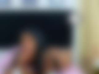 Live cam show with DonnaBeella - Lovense MILF on sexytreat.net