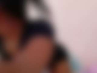 DonnaBeella's Live Sex Cam Show