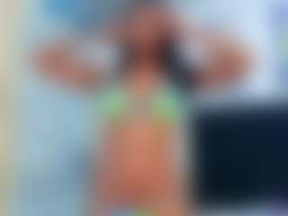 Live cam show with DonnaBeella - MILF Teen (18+) on chickslive.net