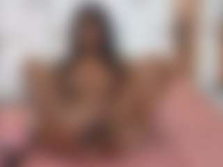 Live cam show with DonnaBeella - Teen (18+) on Camsoda