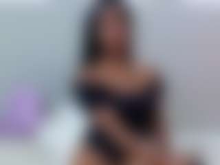 DonnaBeella MILF webcam performer live streaming