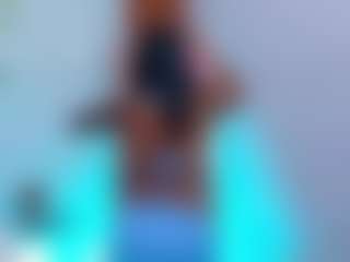 DonnaBeella's Live Sex Cam Show