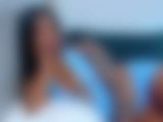 DonnaBeella, modelo webcam MILF transmitiendo en vivo