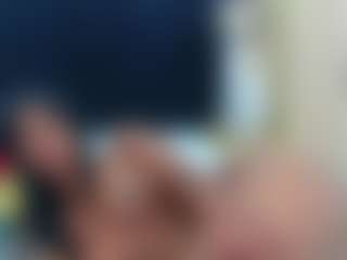 DonnaBeella MILF webcam performer live streaming