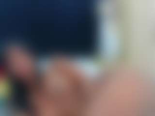 DonnaBeella MILF webcam performer live streaming
