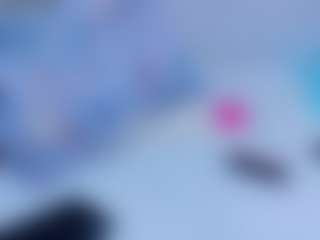 Live cam show with DonnaBeella - Small Tits on Camiplay Live