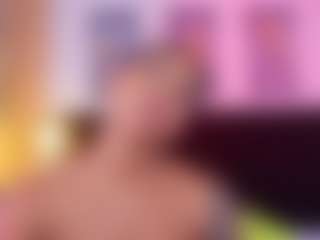 DonnaBeella's Live Sex Cam Show