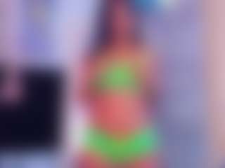 DonnaBeella's Live Sex Cam Show