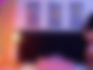 Live cam show with DonnaBeella - Fingering MILF on livesuperchat.net