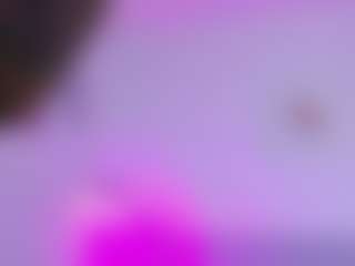 Live cam show with DonnaBeella - Milk on WildCum