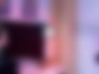 DonnaBeella's Live Sex Cam Show
