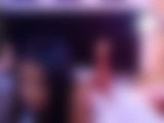 DonnaBeella MILF webcam performer live streaming