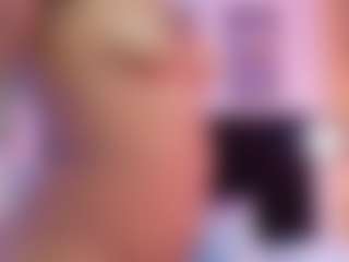 DonnaBeella's Live Sex Cam Show