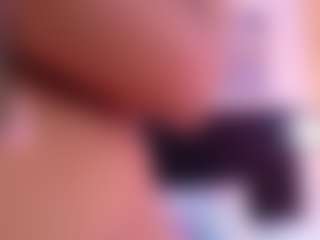 DonnaBeella's Live Sex Cam Show