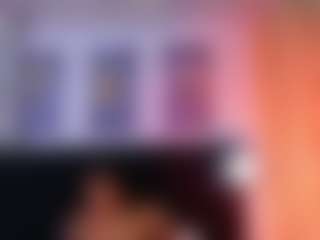 Live cam show with DonnaBeella - Small Tits Mature on sexylivex.com